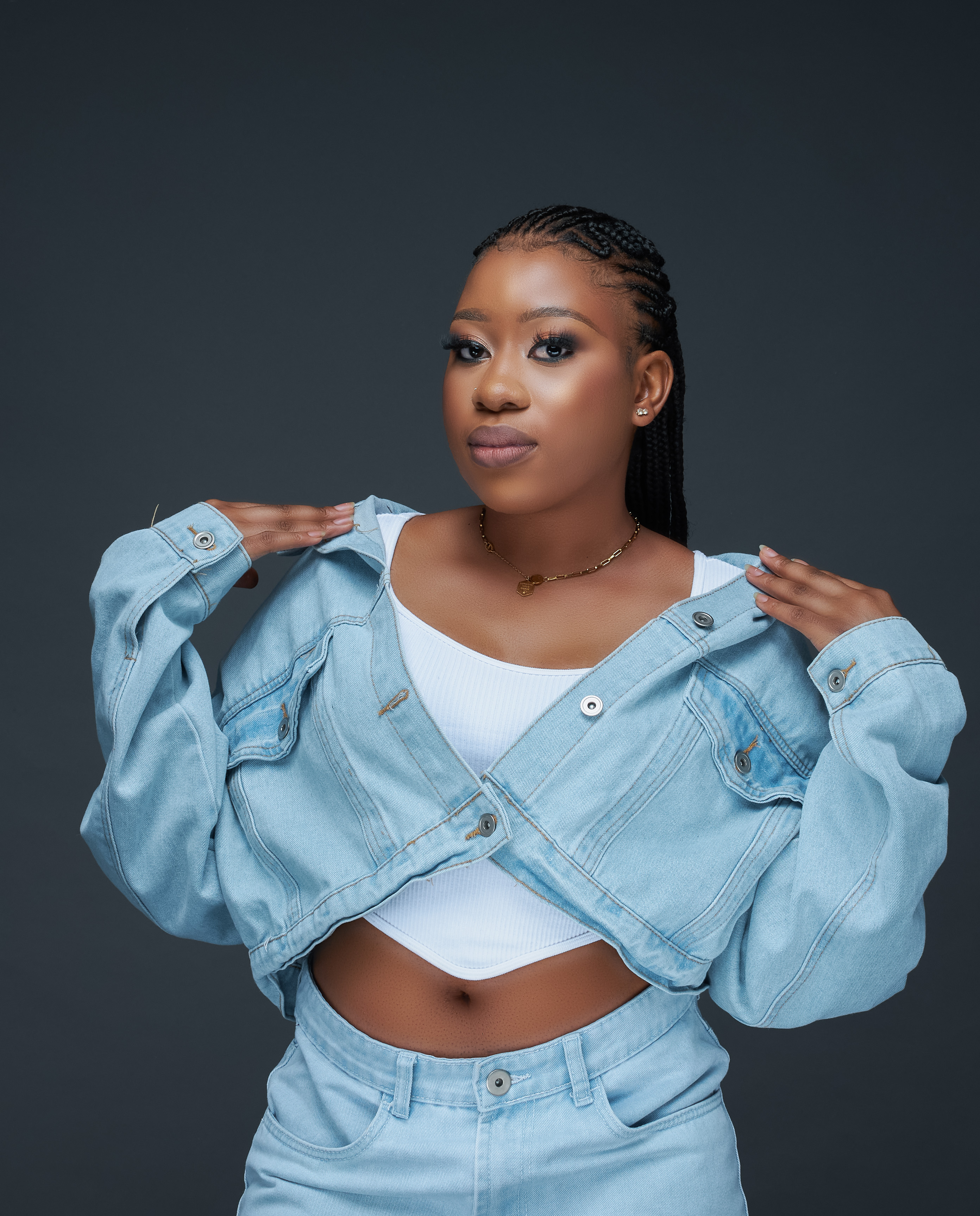 Enhle Thee DJ Behind the Decks